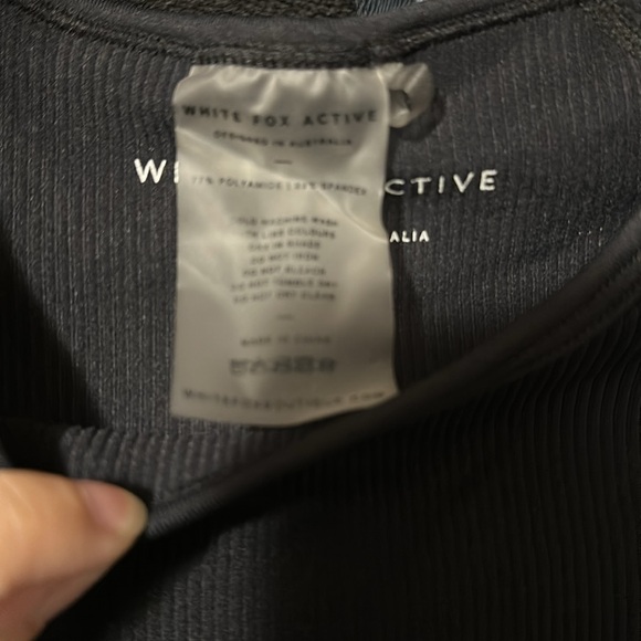 Whitefox Boutique Longsleeve Crop Top - Picture 2 of 5